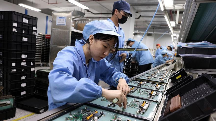 China extiende incentivos tributarios para estimular inversión en startups de tecnología